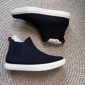 Gentle Souls Rory Mid Top Knit Sneaker Sz 7.5M